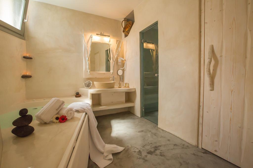 Love Nest With Hot Tub, Hammam & Outdoor Cinema Akrotiri  Exterior photo