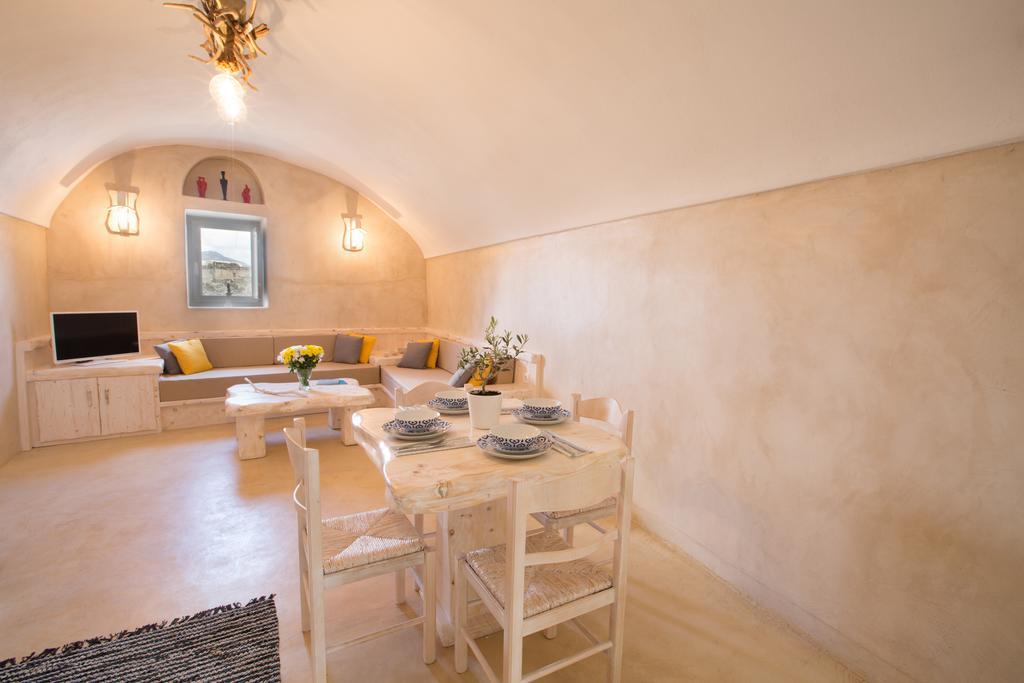Love Nest With Hot Tub, Hammam & Outdoor Cinema Akrotiri  Exterior photo